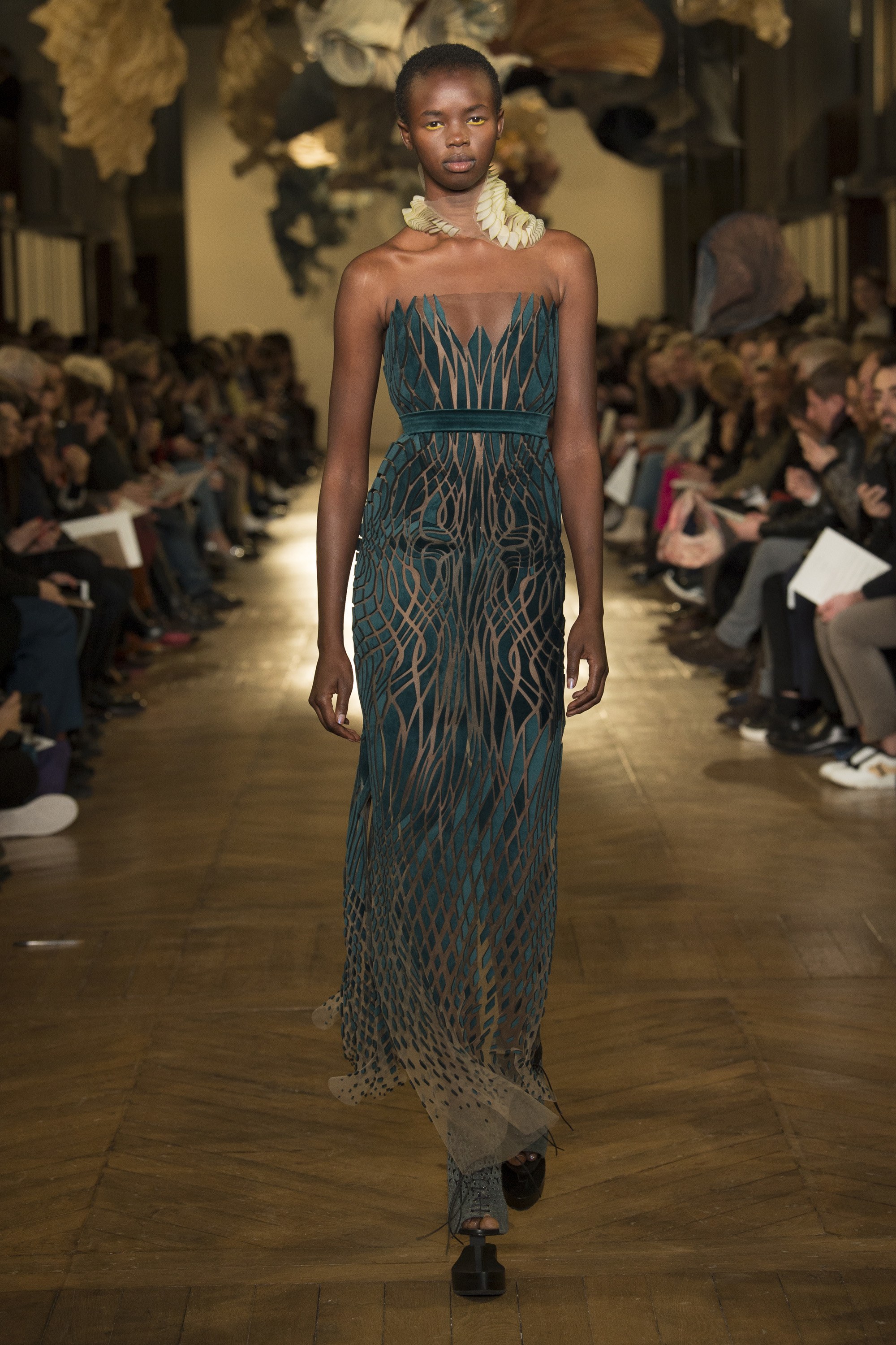 IRIS VAN HERPEN: Beyond Our Physical Bodies for Haute Couture Fall 2022 PFW