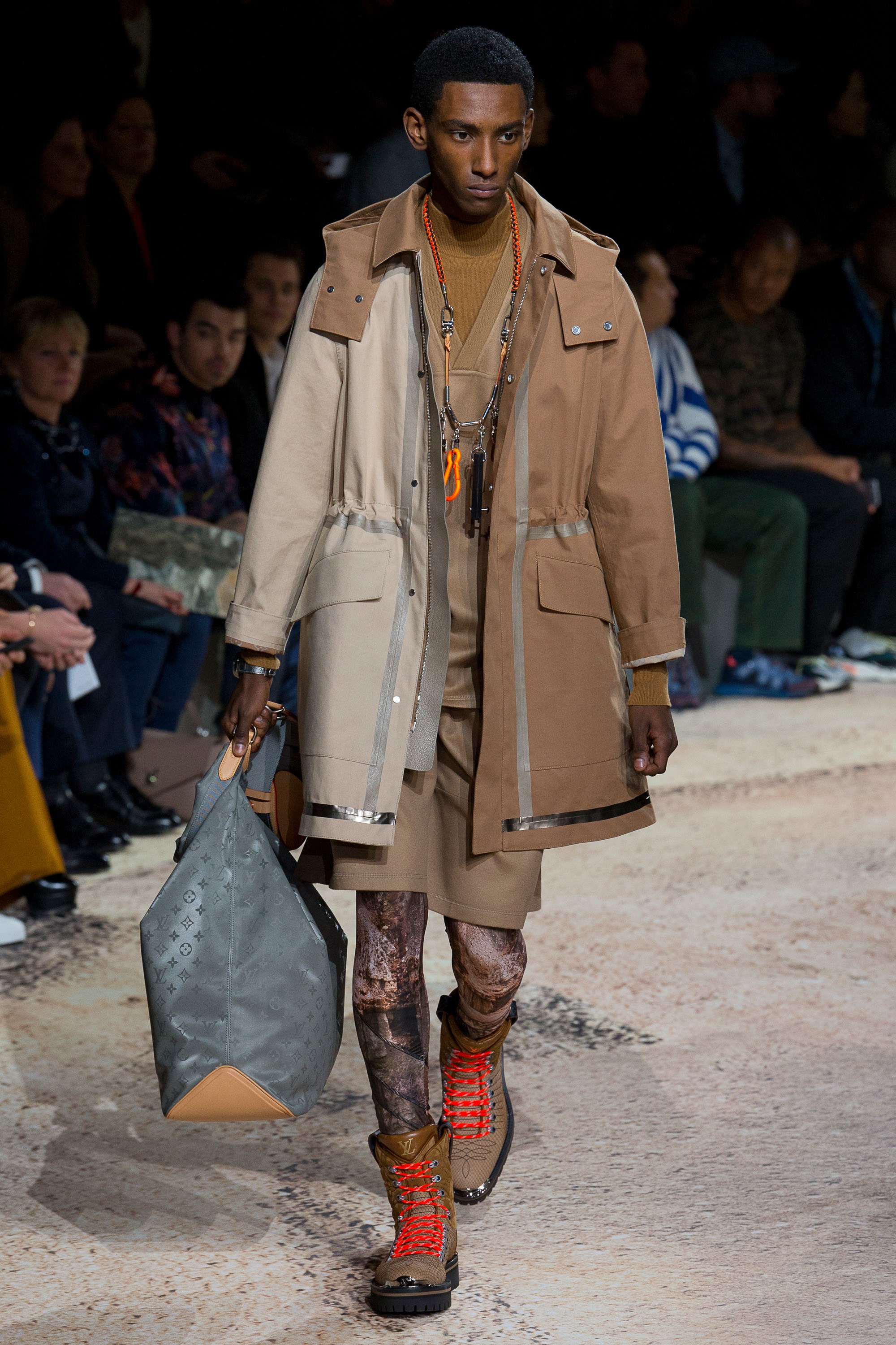 Louis Vuitton, Men's FW18 collection  Mens winter fashion, Mens fashion  fall, Fall fashion coats