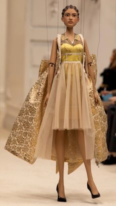 Moschino MFW SS 21