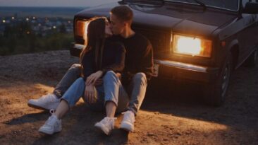 lovers-on-a-date