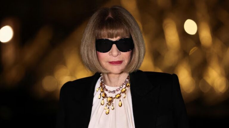 Anna Wintour to Step Down